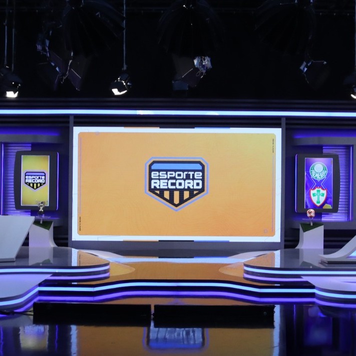 Mega Telão de Led com o logo do Esporte RECORD