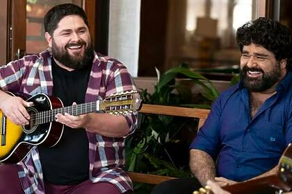 César Menotti e Fabiano em trecho de apresentação na Globo