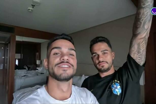 João Gabriel e João Pedro, em trecho do pré-confinamento no hotel, antes do BBB 25