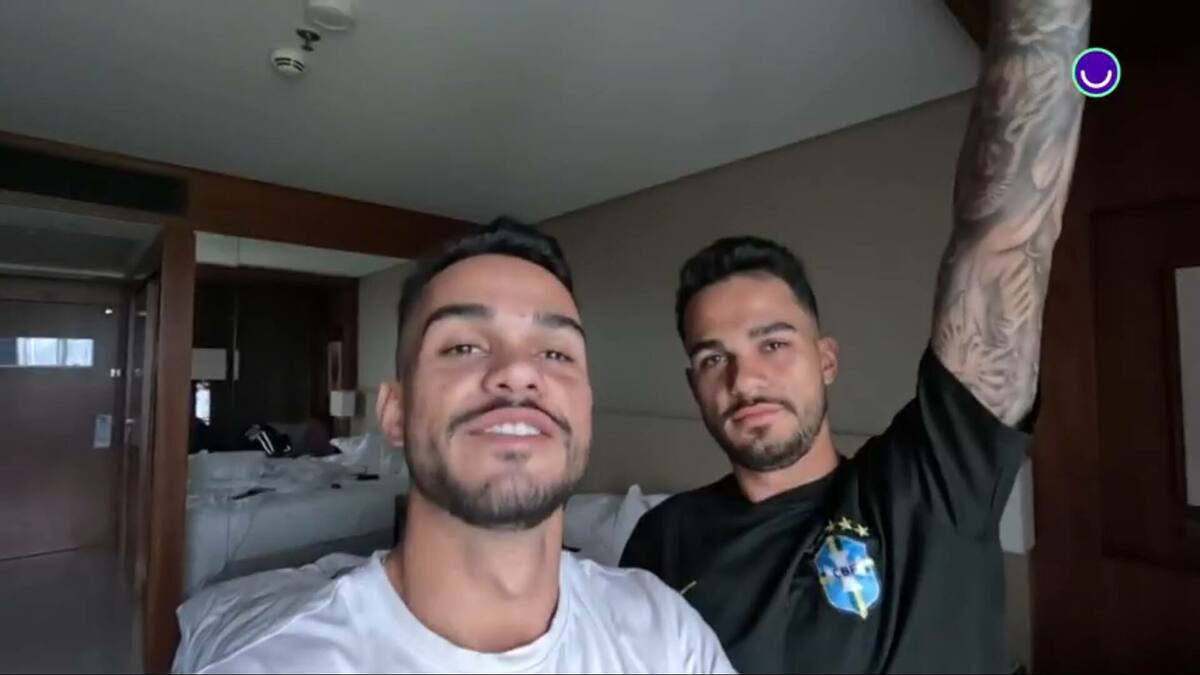 João Gabriel e João Pedro, em trecho do pré-confinamento no hotel, antes do BBB 25