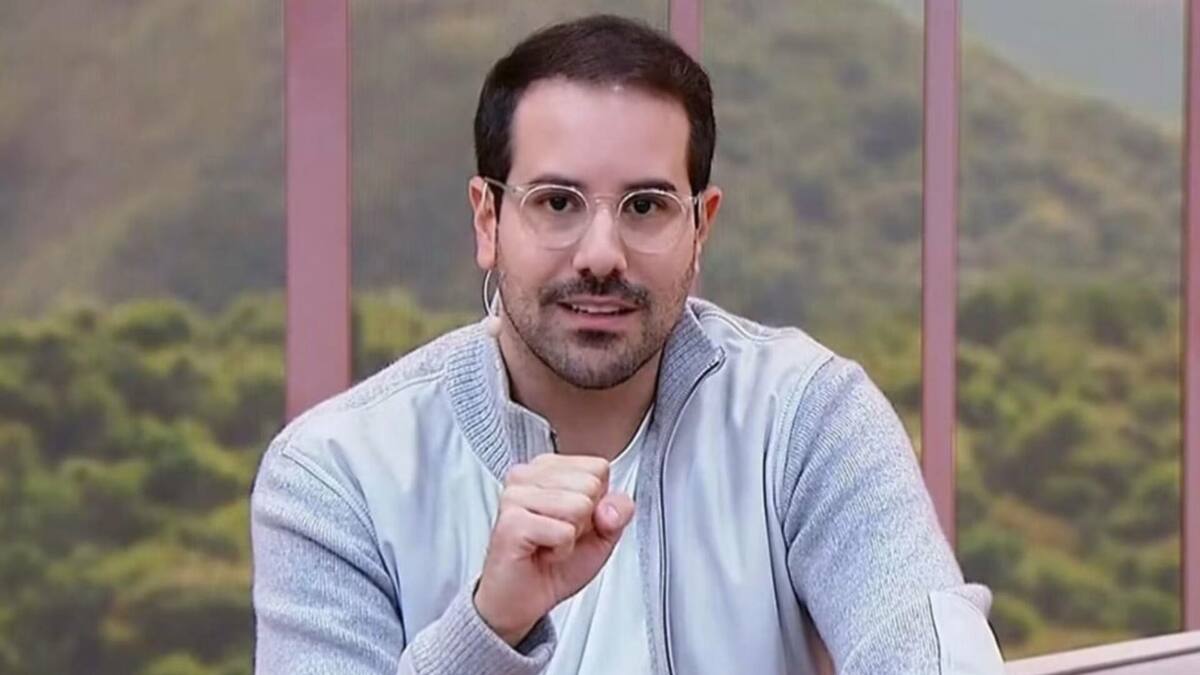 Paulo Mathias em trecho do programa Chega Mais