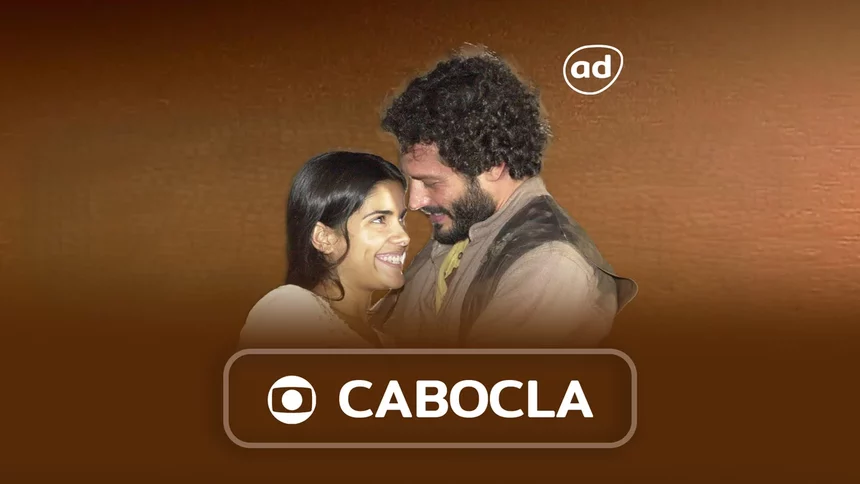 Protagonistas se olham e sorriem na arte do resumo da novela Cabocla