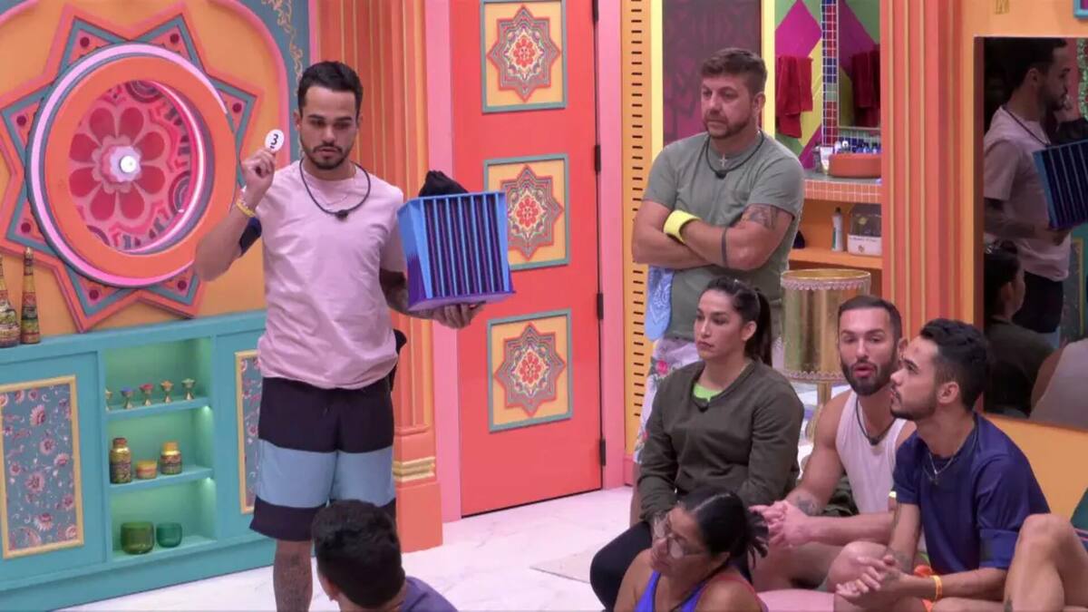João Gabriel durante o sorteio da Prova do Anjo no BBB 25