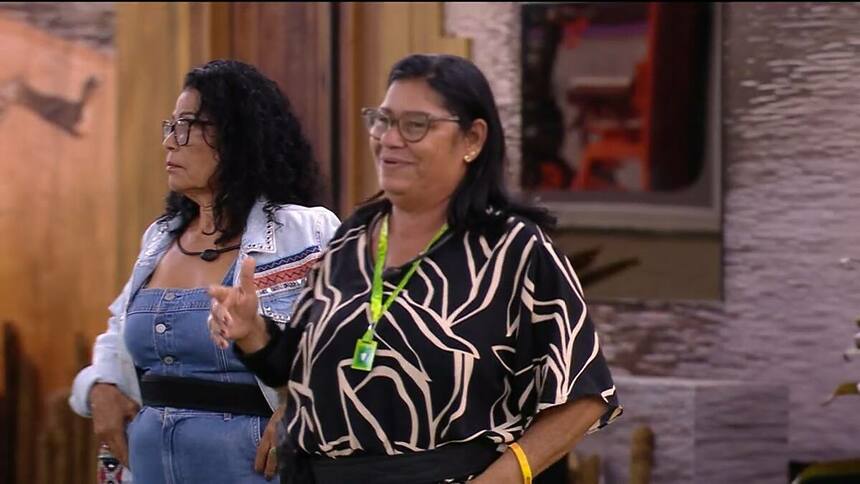 Joselma na área externa da casa do BBB 25