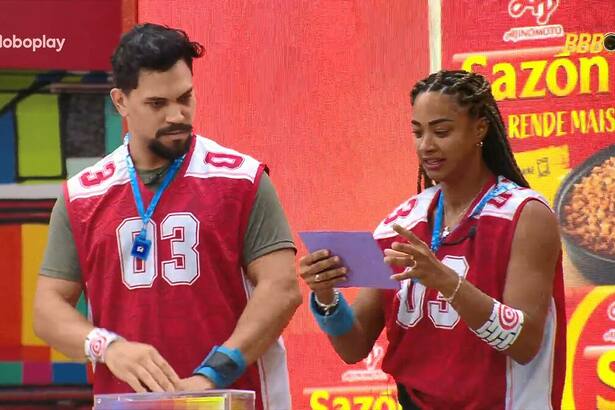 Aline e Vinicius sendo oficializados com a Prova do Anjo no BBB 25