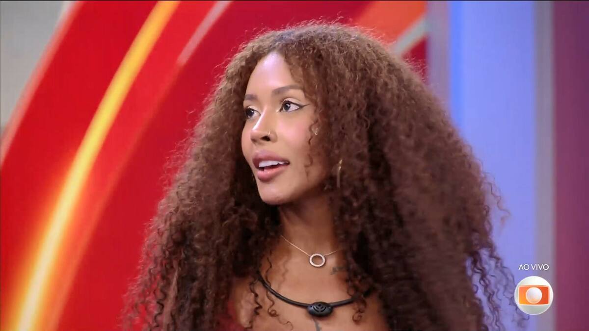 Giovanna no estúdio do BBB 25 após a eliminação