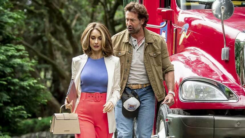 Protagonistas Daniela e Memo em trecho da novela Meu Caminho é te amar