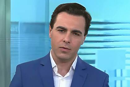 Rafael Colombo no estúdio do Jornal da Manhã