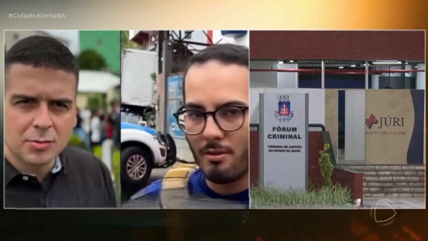 Juca, Marcelo Castro, ao lado de Jamerson, dois acusados do Golpe do Pix. Na montagem a entrada do Fórum Criminal Desembargador Carlos Souto, em Salvador