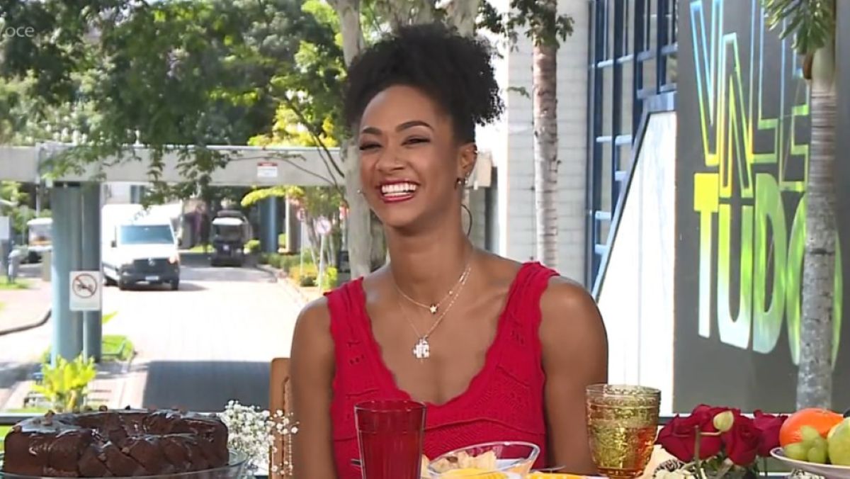 Aline em trecho do Café com o Eliminado no Mais Você