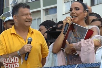 Betinho e Ivete Sangalo recebendo o Troféu Band Folia