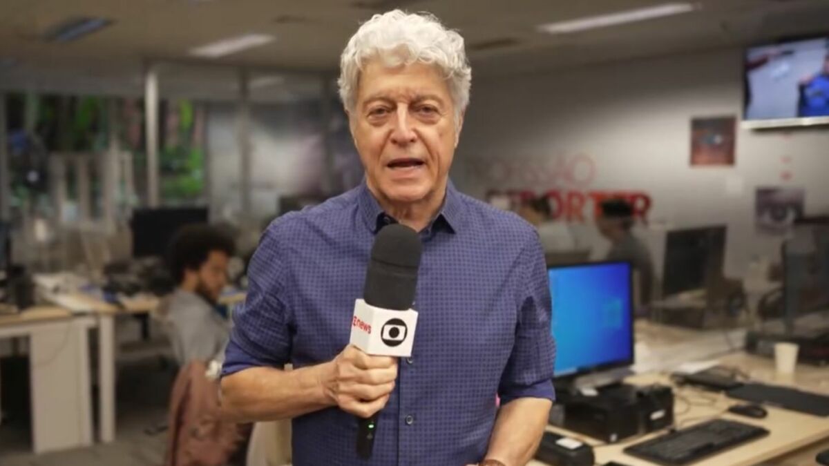 Caco Barcellos, na redação do Profissão Repórter