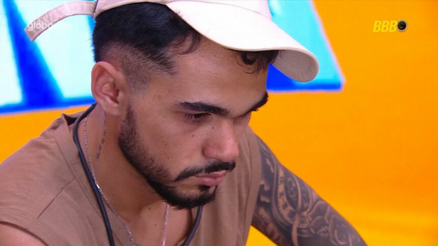 João Pedro em trecho da dinâmica Perde e Ganha