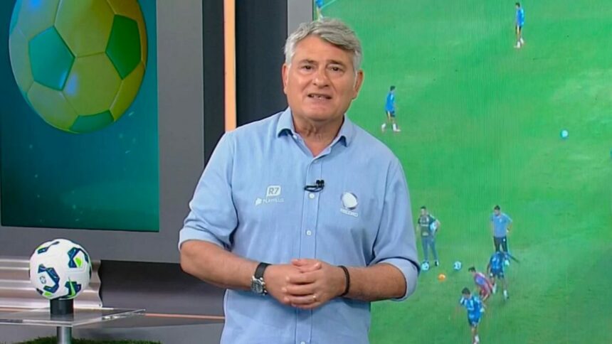 Cleber Machado no estúdio de transmissão do Brasileirão na RECORD