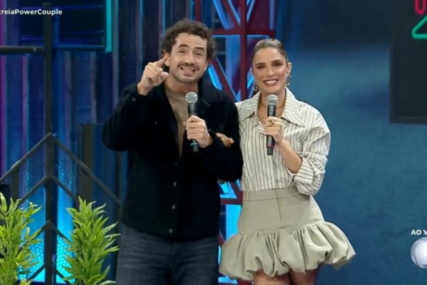 Felipe Andreoli e Rafa Brites em trecho de estreia do Power Couple Brasil 7