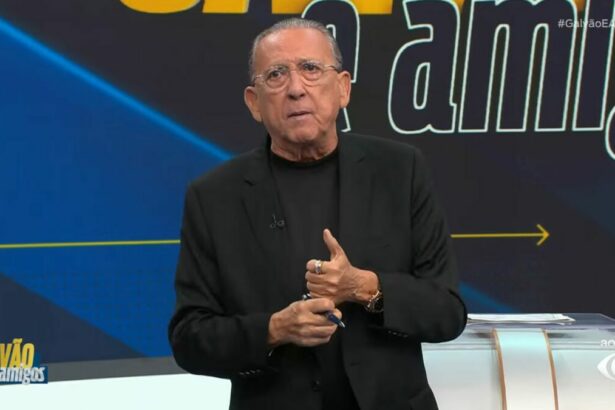 Galvão Bueno em trecho do programa Galvão e Amigos