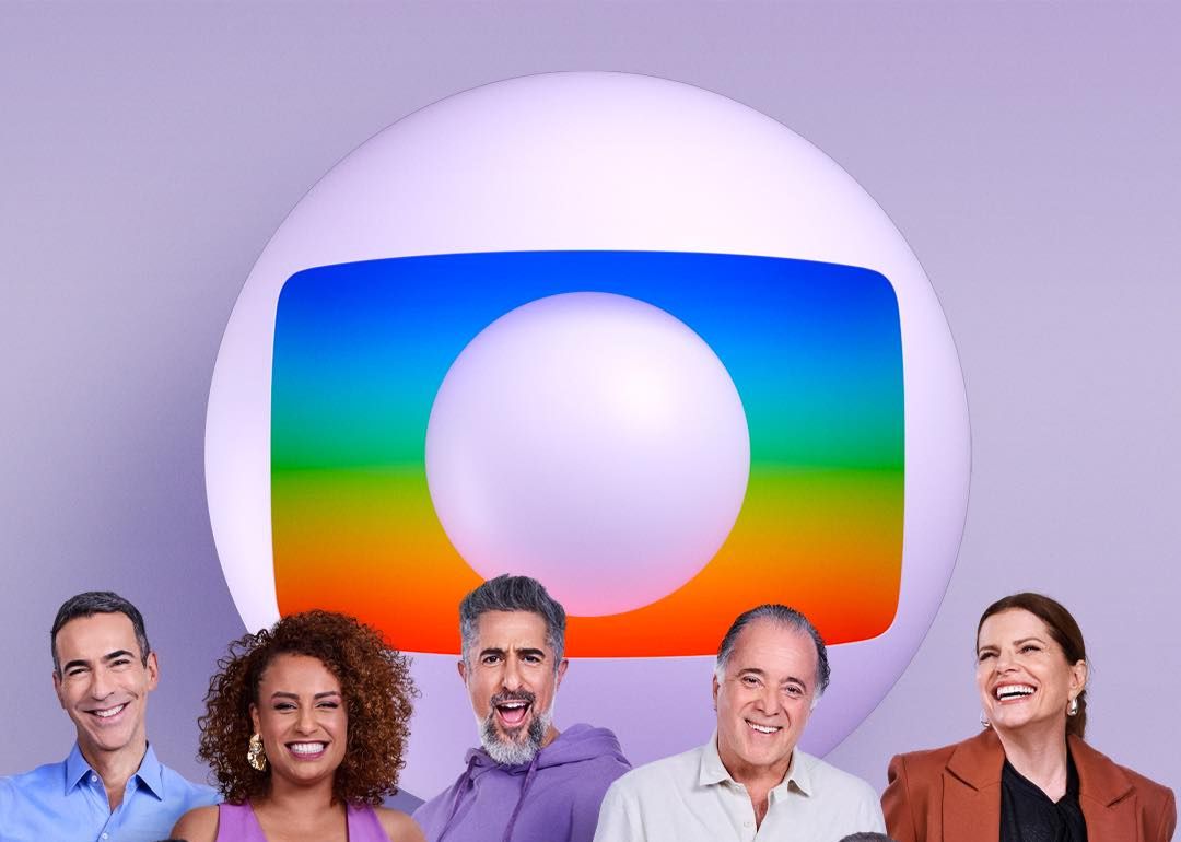 Novo logo da Globo em comemoração aos 60 anos da emissora acompanhado de atores e apresentadores como César Tralli e Tony Ramos
