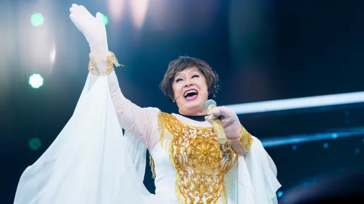 Nany People como Nazaré Tedesco no The Masked Singer