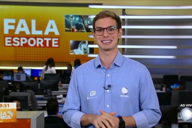 Pedro Ramiro apresentando o bloco de esportes no Fala Brasil