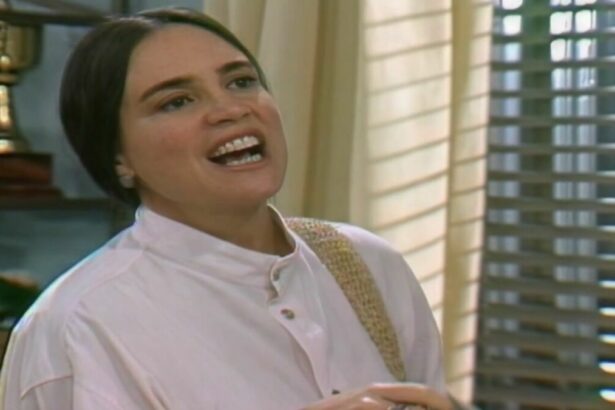 Regina Duarte, como Helena, em trecho da novela Historia de Amor