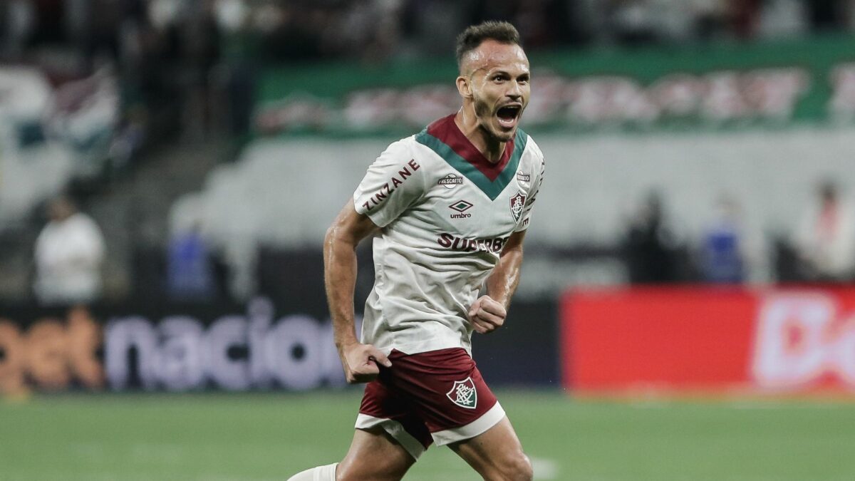 Renê comemorando gol no jogo Corinthians x Fluminense