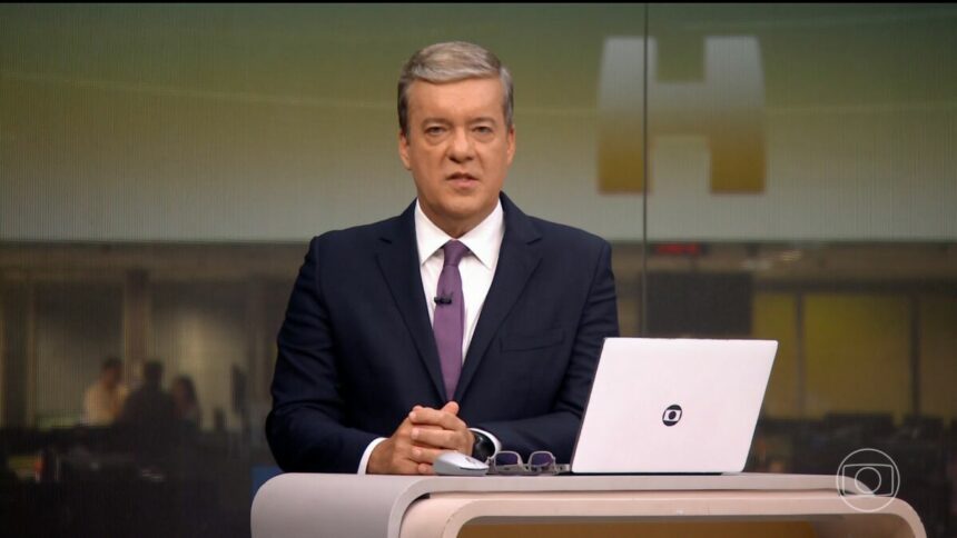 Roberto Kovalick no cenário do Jornal Hoje