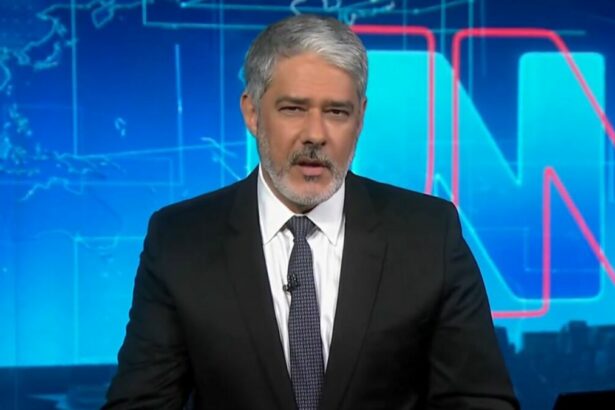 William Bonner na bancada do Jornal Nacional