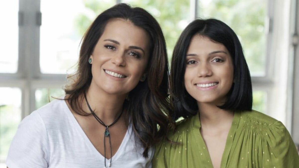 Adriana Araújo transforma livro em podcast emocionante sobre maternidade e inclusão