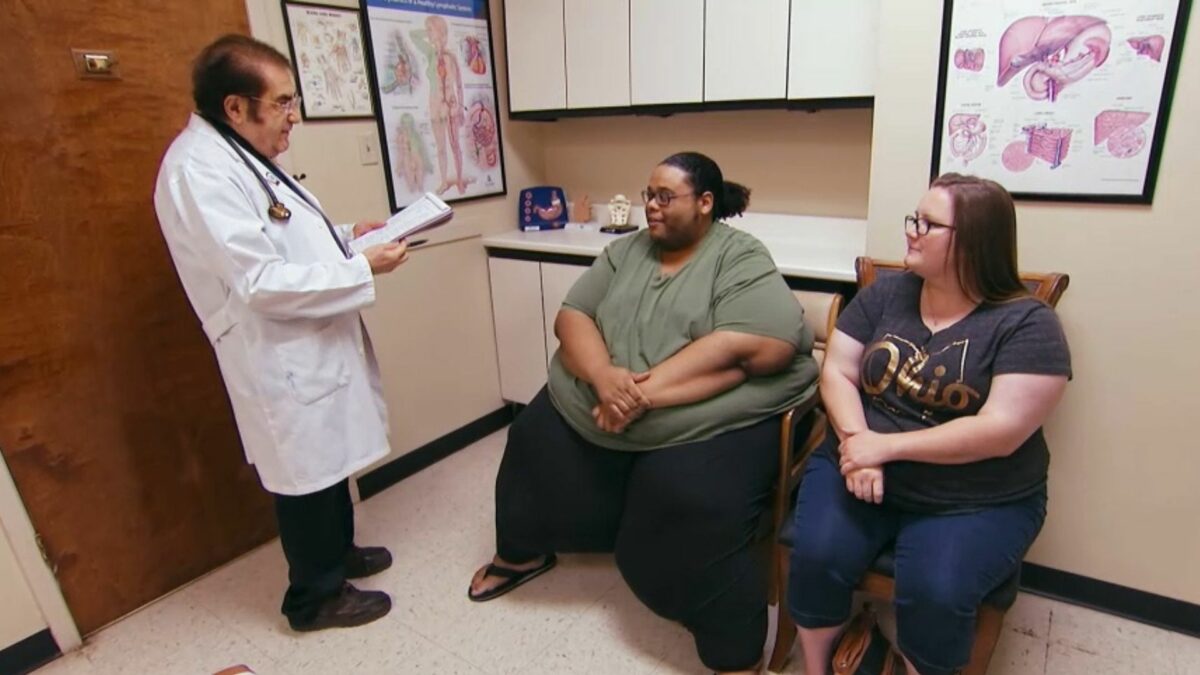 Brandon, a namorada e o Dr. Now, em trecho do Quilos Mortais