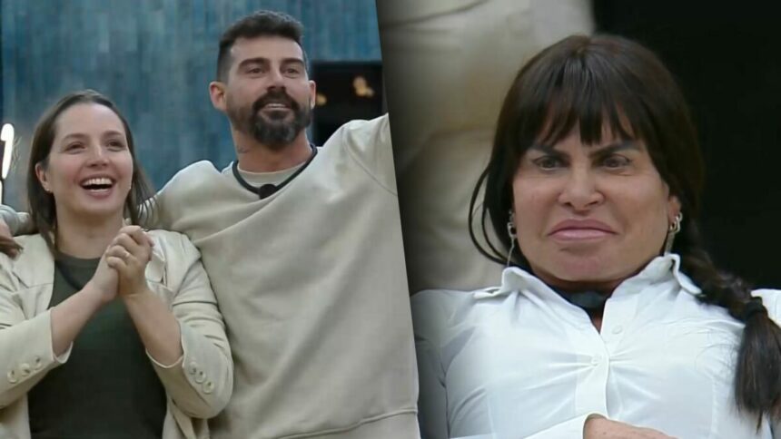 Carol e Radamés felizes na sala do Power Couple Brasil 7. Gretchen fica com cara de poucos amigos