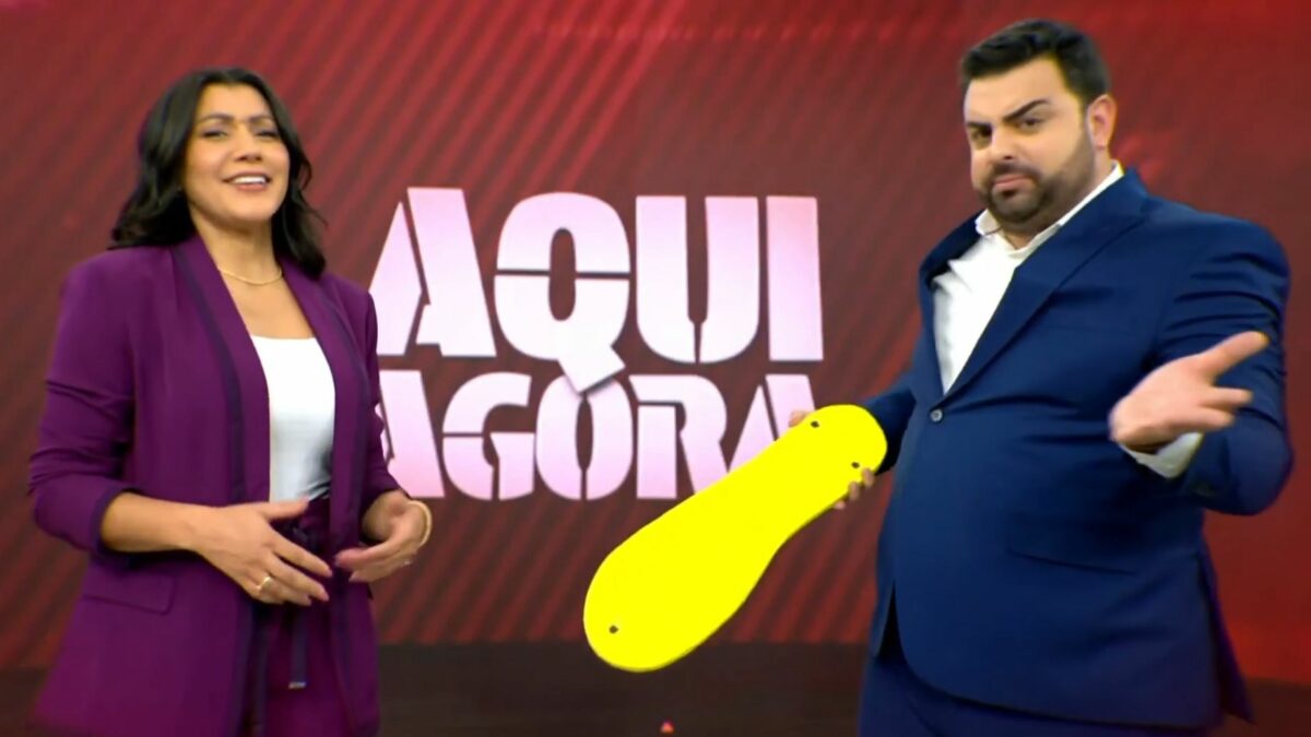 SBT Inova na Promoção do Novo 'Aqui Agora' com Estrondosa Chinela Gigante!