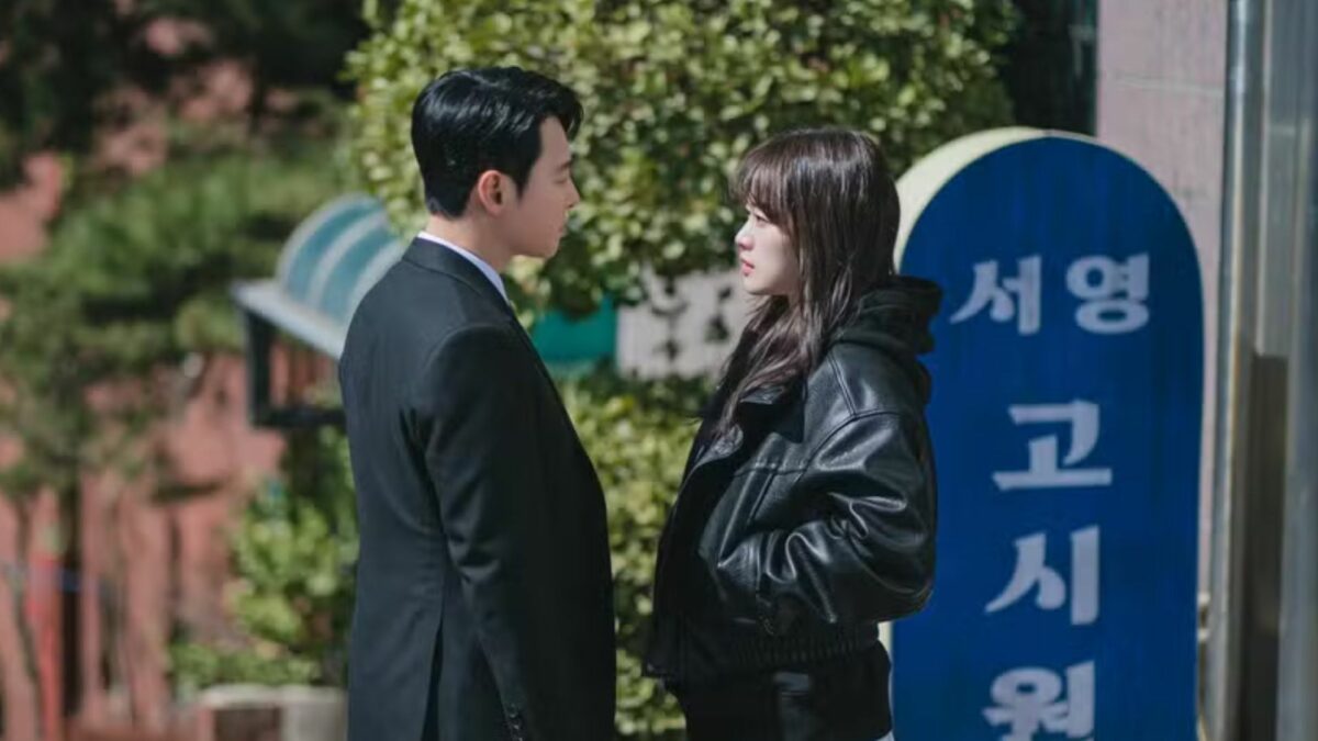 Trecho da série asiática Doce Engano com o casal de protagonistas