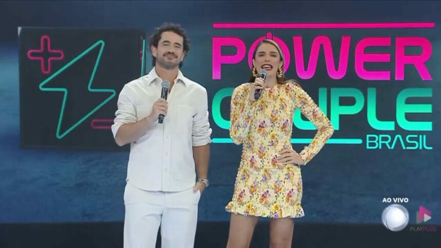 Felipe Andreoli e Rafa Brites em trecho do Power Couple