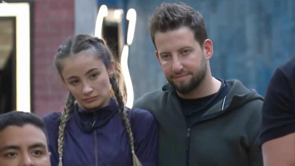 Gi e Eros Prado com a feição abalada no Power Couple