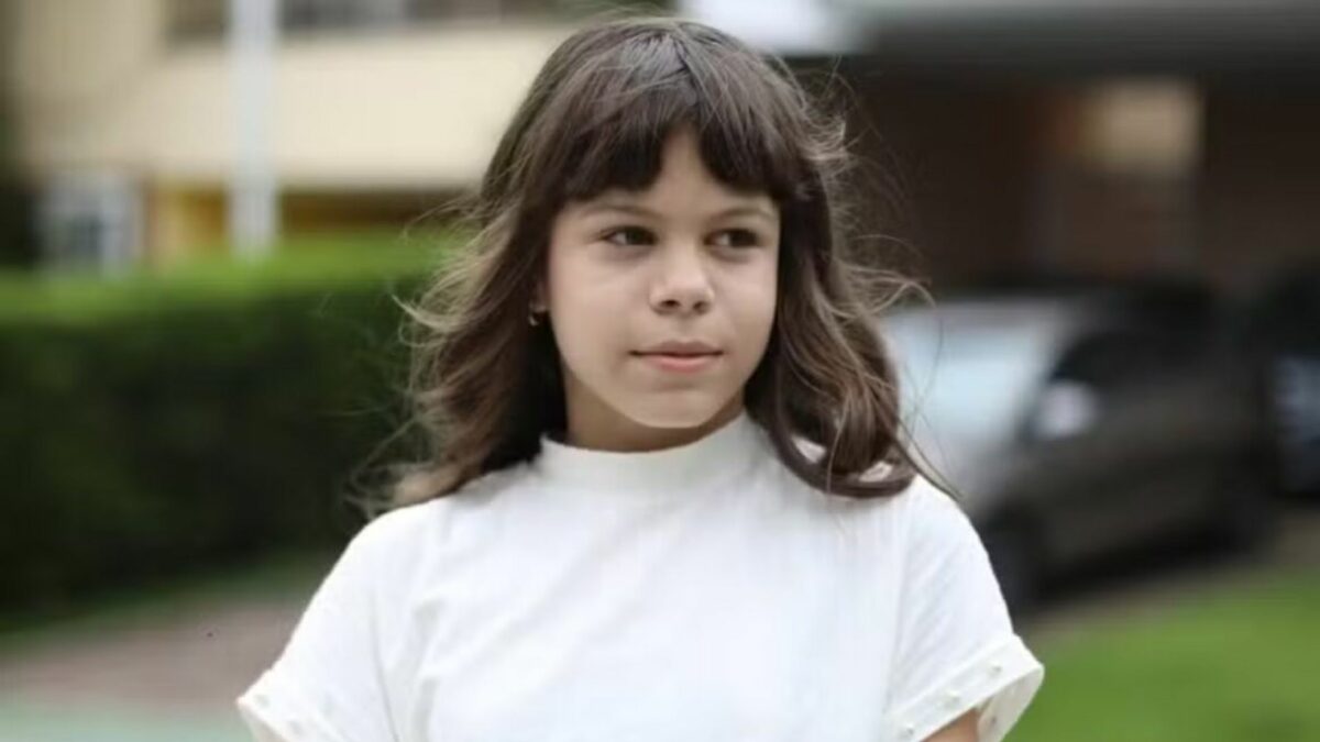 Millena Brandão em foto posada