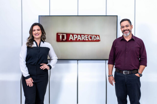 Eduardo Miranda e Raiane Brancatti no cenário do TJ Aparecida