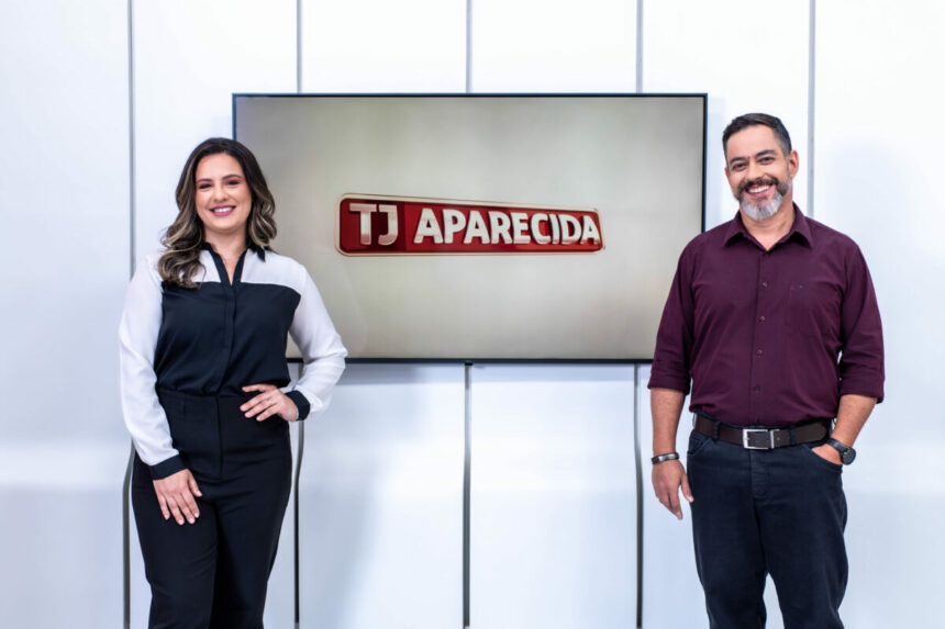 Eduardo Miranda e Raiane Brancatti no cenário do TJ Aparecida