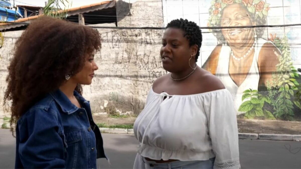 Valéria Almeida em trecho do programa Paulistar no Grajaú