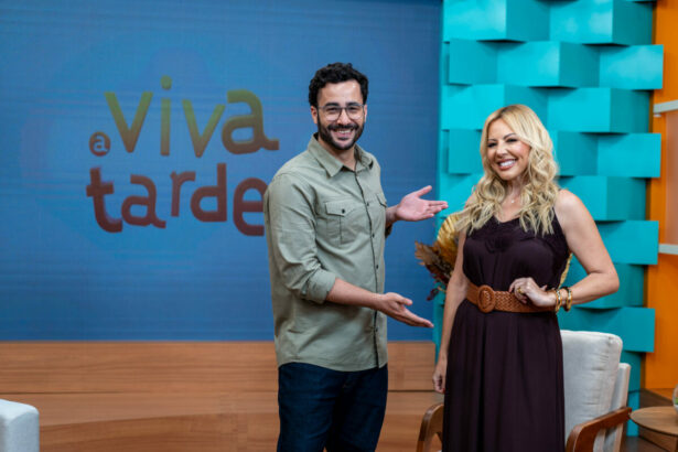 Abiane Souza e Guilherme Machado no cenário do Viva a Tarde