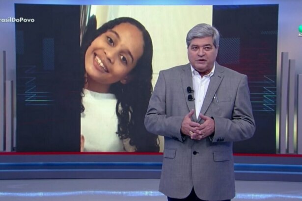 Datena no cenário do Brasil do Povo repercutindo o caso Larissa Manoela