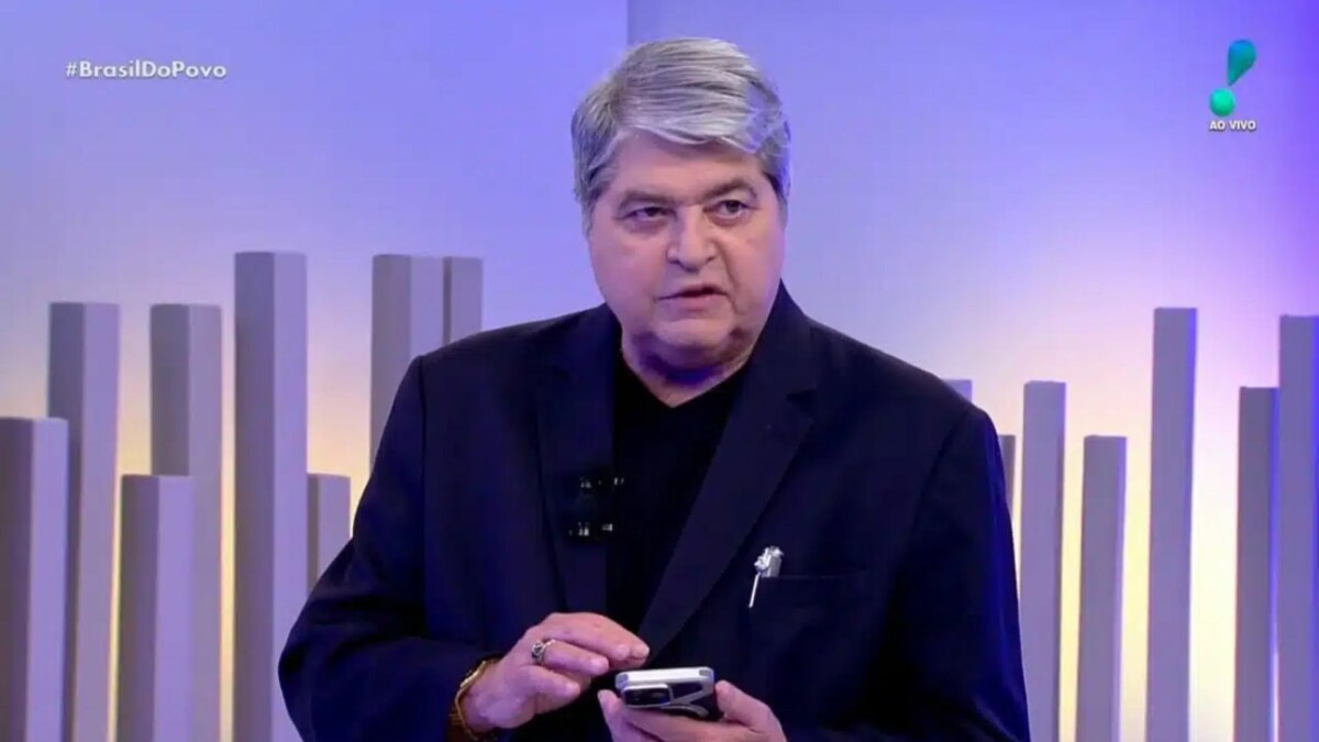 Datena em trecho do programa Brasil do Povo na RedeTV!