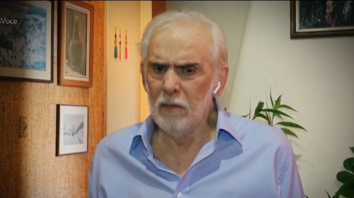 Francisco Cuoco em trecho de reportagem de tributo exibida no Mais Você
