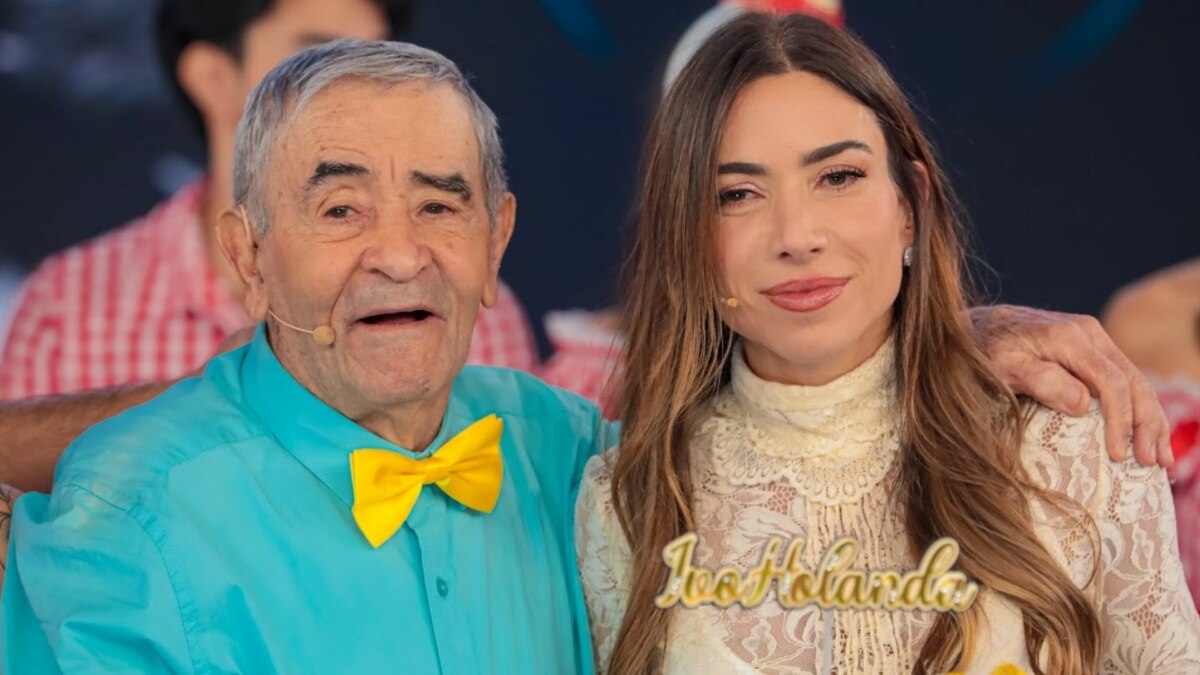 Ivo Holanda e Patricia Abravanel abraçados e emocionados no Programa Silvio Santos