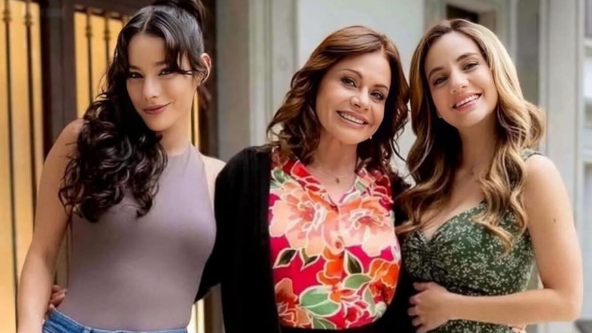 Trio de protagonistas em trecho de divulgação da novela mexicana As Filhas da Senhora Garcia