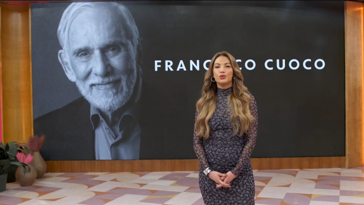 Patrícia Poeta homenageiando Francisco Cuoco no Encontro