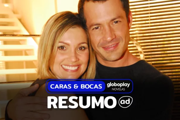 Protagonistas de Caras & Bocas sorridentes na arte do resumo da novela do Globoplay Novelas