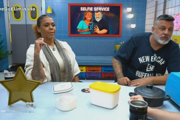 Silvia e André em trecho de participação na Live do Eliminado no Power Couple