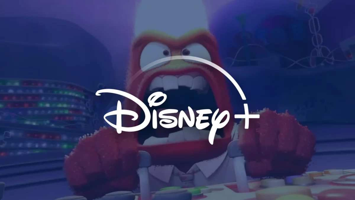 Logo da Disney + na frente do personagem Raiva de divertidamente