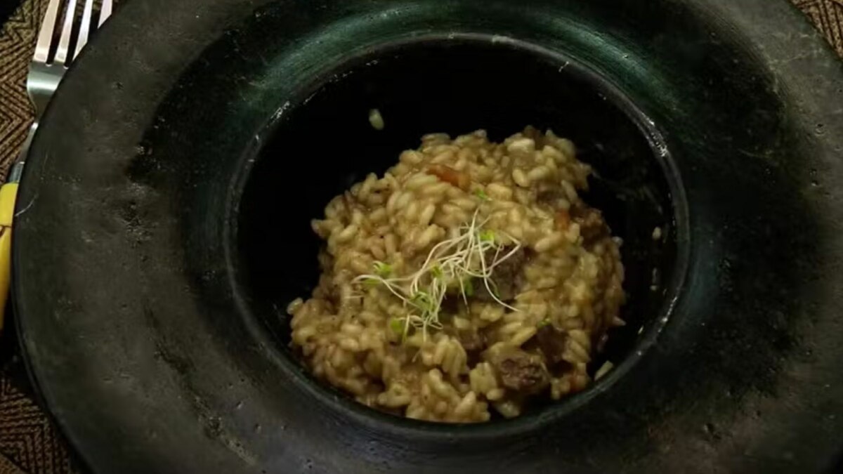 Receita do Arroz arbório com filé-mignon em trecho do Jogo de Panelas