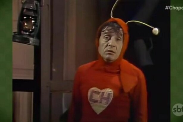 Trecho do episódio de Chapolin exibido pelo SBT com as barras laterais verdes